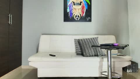 SCOTT  THEO  KAMERON  GENDERSON online show from 01.05.25