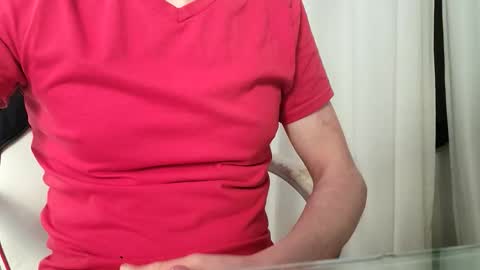 Snapshot of the_hard_baguette chatting on 02.20.26 La Baguette dure online show from 02.20.26