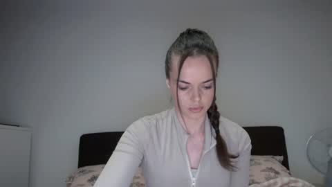 Snapshot of the_quietwife chatting on 07.27.26 Jade online show from 07.27.26