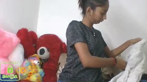 Snapshot of the_right_girl chatting on 12.19.24 Suzan Sexy online show from 12.19.24