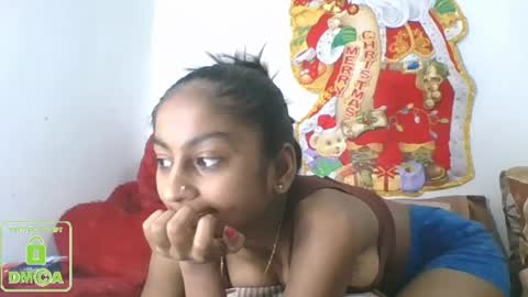 Snapshot of the_right_girl chatting on 12.28.24 Suzan Sexy online show from 12.28.24