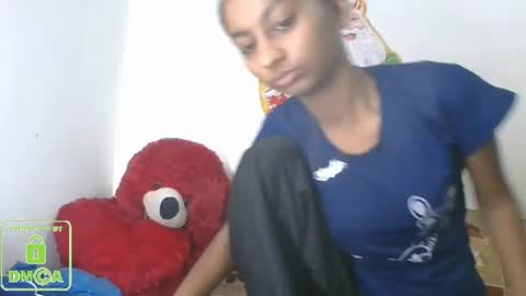 Snapshot of the_right_girl chatting on 12.30.24 Suzan Sexy online show from 12.30.24