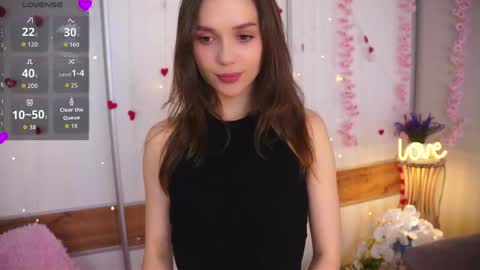 My name is Cynthia and Im very happy to see you in my sweet room  online show from 04.29.26