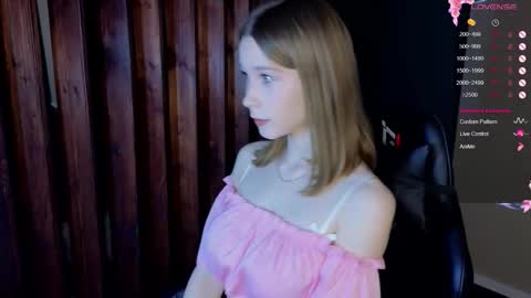 Snapshot of the_vickky chatting on 02.07.26 Vicky online show from 02.07.26