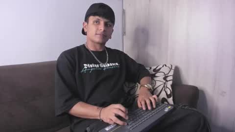 Snapshot of the_weed_guys chatting on 09.17.25 Danny online show from 09.17.25