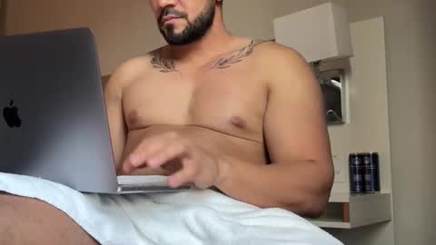 Snapshot of thearcher56 chatting on 09.21.25 thearcher56 online show from 09.21.25