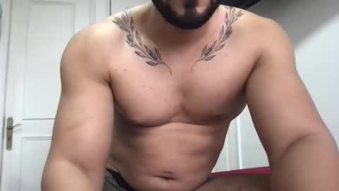 Snapshot of thearcher56 chatting on 09.28.25 thearcher56 online show from 09.28.25