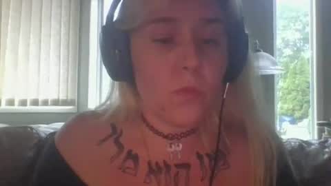theauroramae -  online show from 06.29.26