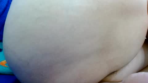 Snapshot of thebestpussyhairy chatting on 01.01.25 Karla online show from 01.01.25