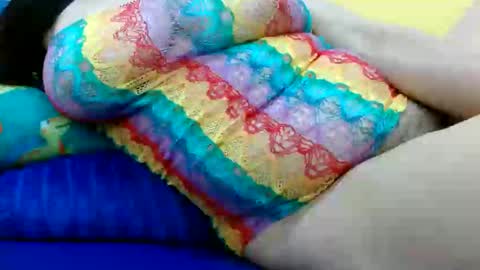 Snapshot of thebestpussyhairy chatting on 02.21.25 Karla online show from 02.21.25