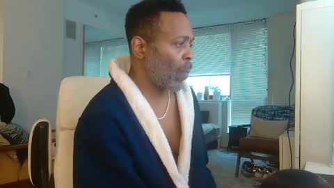 Snapshot of theblacklordmaster chatting on 02.11.25 theblacklordmaster online show from 02.11.25