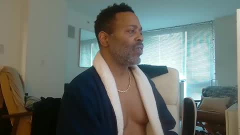 Snapshot of theblacklordmaster chatting on 02.25.25 theblacklordmaster online show from 02.25.25