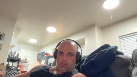 theBuzz777 online show from 12.03.25