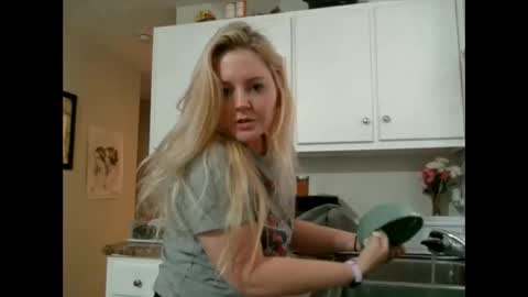 Kassandra Grant online show from 11.15.25