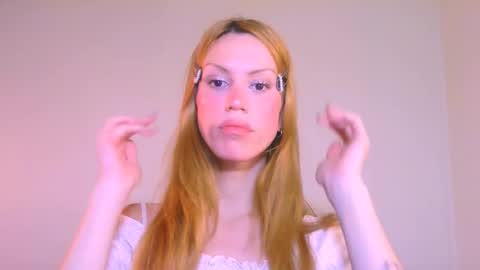 Snapshot of thedollxxxperience chatting on 12.15.25 Yolanda online show from 12.15.25