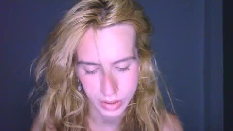 Snapshot of thedollxxxperience chatting on 03.19.26 Yolanda online show from 03.19.26