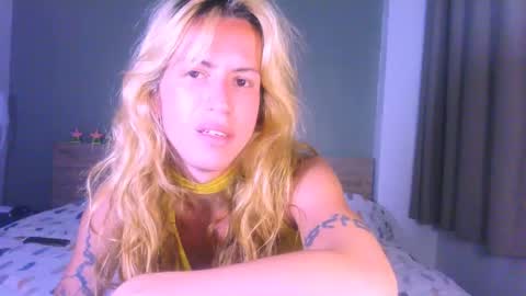 Snapshot of thedollxxxperience chatting on 05.07.26 Yolanda online show from 05.07.26