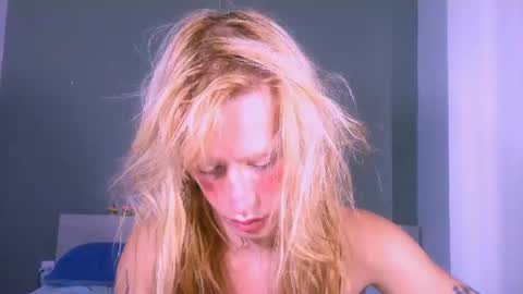 Snapshot of thedollxxxperience chatting on 07.27.26 Yolanda online show from 07.27.26