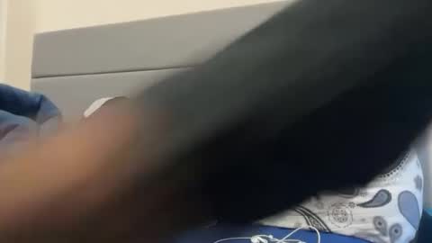 Snapshot of theeshooterr chatting on 12.13.24 theeshooterr online show from 12.13.24