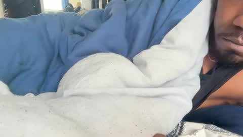 Snapshot of theeshooterr chatting on 12.14.24 theeshooterr online show from 12.14.24