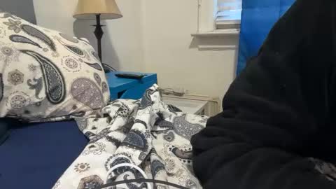 Snapshot of theeshooterr chatting on 12.14.24 theeshooterr online show from 12.14.24