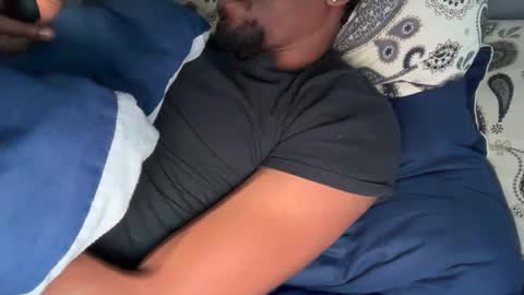 Snapshot of theeshooterr chatting on 12.25.24 theeshooterr online show from 12.25.24