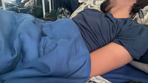 Snapshot of theeshooterr chatting on 01.06.25 theeshooterr online show from 01.06.25