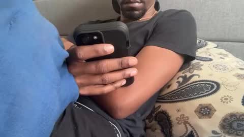 Snapshot of theeshooterr chatting on 01.08.25 theeshooterr online show from 01.08.25