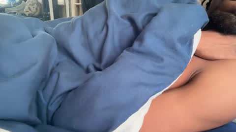 Snapshot of theeshooterr chatting on 01.12.25 theeshooterr online show from 01.12.25