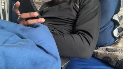 Snapshot of theeshooterr chatting on 01.21.25 theeshooterr online show from 01.21.25