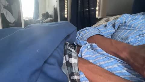 Snapshot of theeshooterr chatting on 01.29.25 theeshooterr online show from 01.29.25