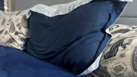 Snapshot of theeshooterr chatting on 02.03.25 theeshooterr online show from 02.03.25