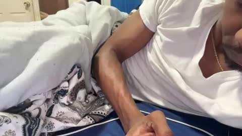 Snapshot of theeshooterr chatting on 02.06.25 theeshooterr online show from 02.06.25