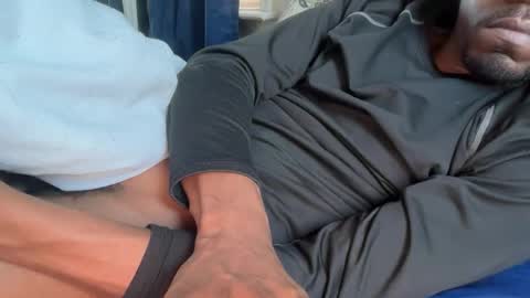 Snapshot of theeshooterr chatting on 02.07.25 theeshooterr online show from 02.07.25