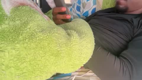 Snapshot of theeshooterr chatting on 02.19.25 theeshooterr online show from 02.19.25