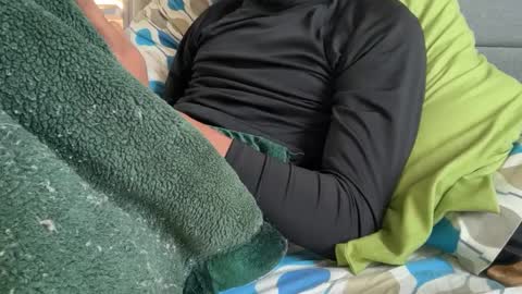 Snapshot of theeshooterr chatting on 02.21.25 theeshooterr online show from 02.21.25