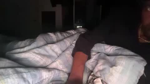 Snapshot of theeshooterr chatting on 10.21.25 theeshooterr online show from 10.21.25