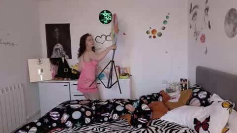 TheFarmergirl online show from 04.21.26