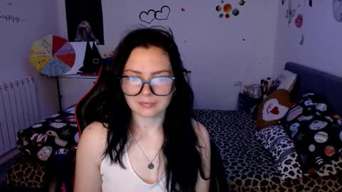 TheFarmergirl online show from 05.24.26