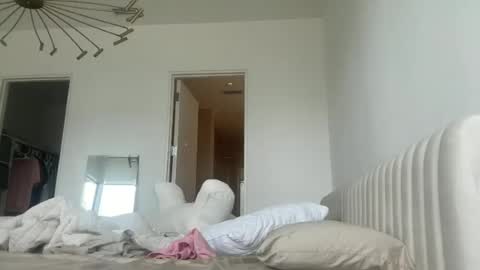Alyssa Rhoades online show from 07.18.26