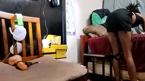 Snapshot of theguyss678 chatting on 02.04.25 Arching4Life online show from 02.04.25