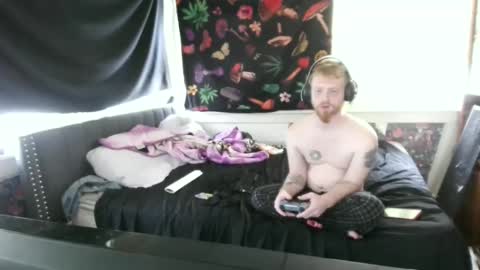 fuzzyfox online show from 09.30.25