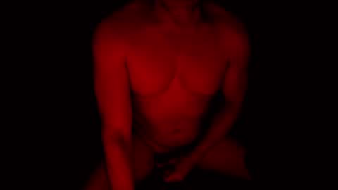 thehungmantis online show from 10.13.25