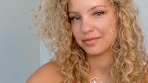 Snapshot of theislandgirl chatting on 06.17.26 Lily Marie online show from 06.17.26