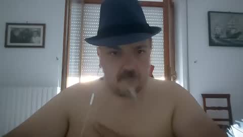 Snapshot of theitalianpapi chatting on 07.23.26 Pippo71 online show from 07.23.26