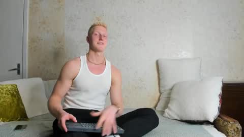 Snapshot of thejacob_d chatting on 04.28.26 thejacob_d online show from 04.28.26