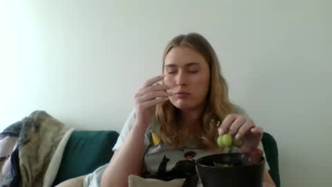 Little Bambii online show from 03.21.26