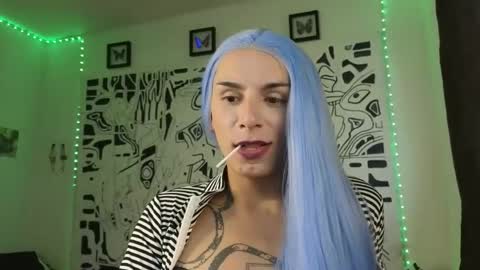 Snapshot of thematryoshka chatting on 09.12.25 Lucy Lucy online show from 09.12.25