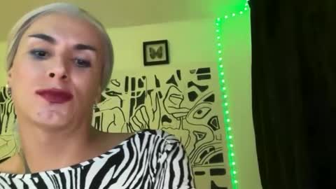 Snapshot of thematryoshka chatting on 09.19.25 Lucy Lucy online show from 09.19.25