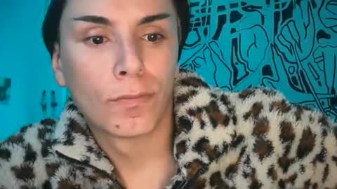 Lucy Lucy online show from 12.04.25